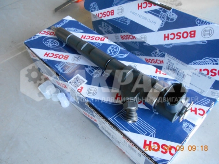 Топливная форсунка Hyundai 338004A500