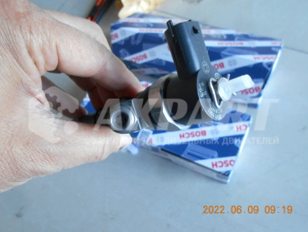 Топливная форсунка Hyundai 338004A500