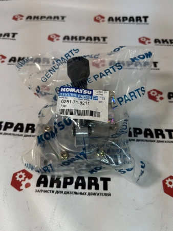 Насос топливный (подкачивающий) Komatsu 6251-71-8211 (К)