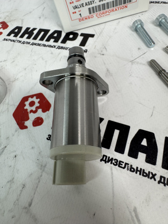 Регулятор давления топлива Denso DCRS300120 (К)